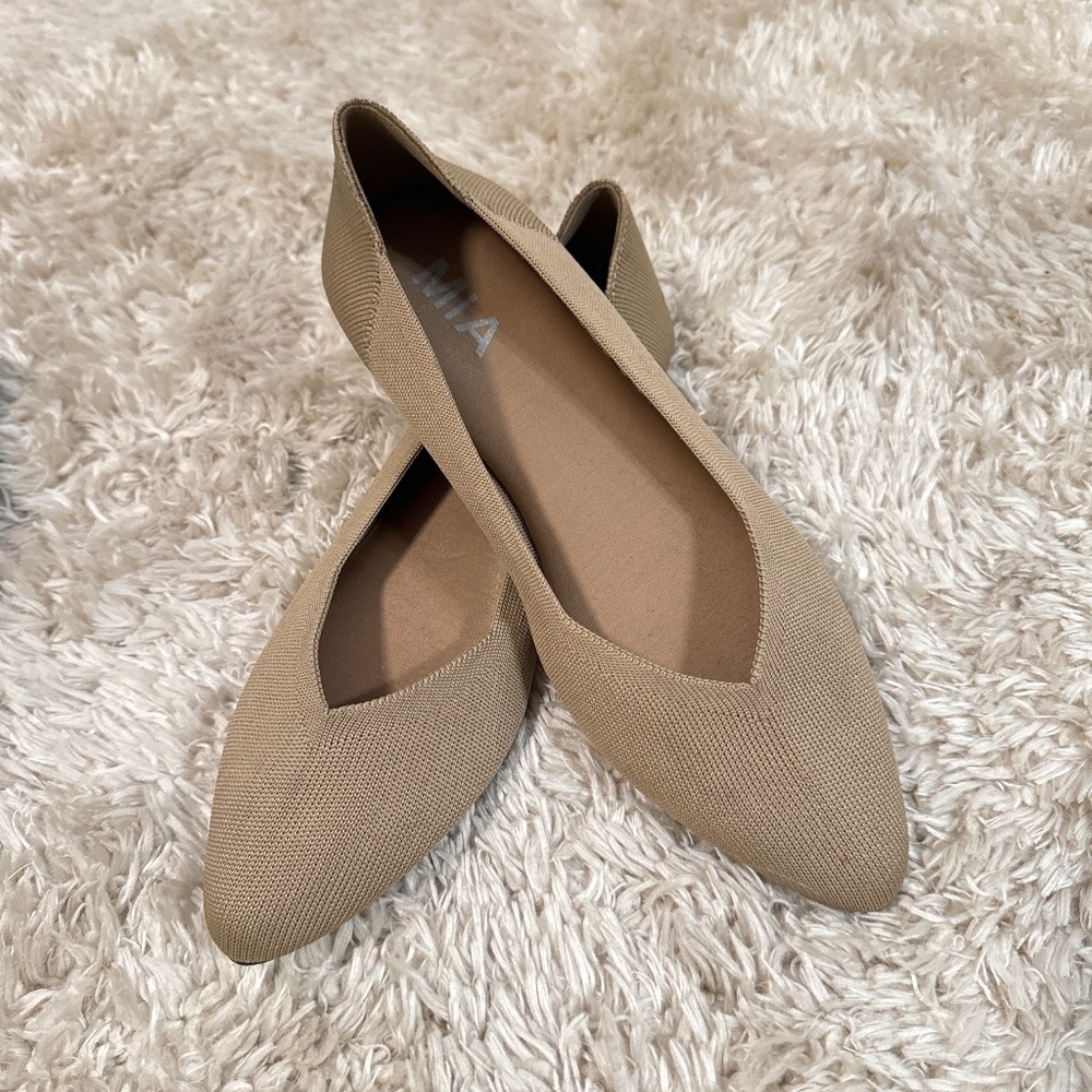 Nude Mia flats